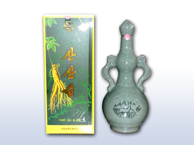 Wild Ginseng Wine (bottled in Celadon)