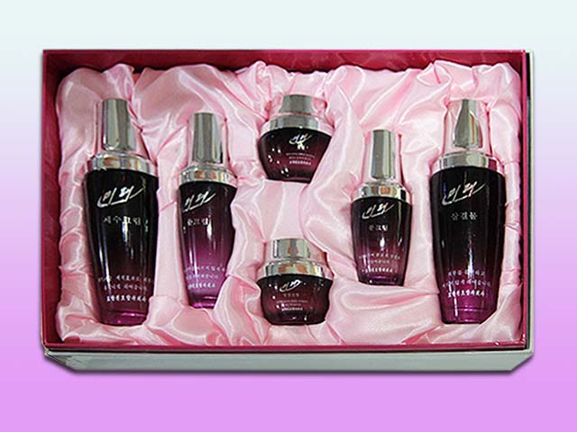 A Cosmetics – 6 in 1 Set 