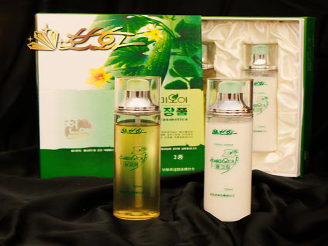 Loofah Cosmetics (2 Items/Set)